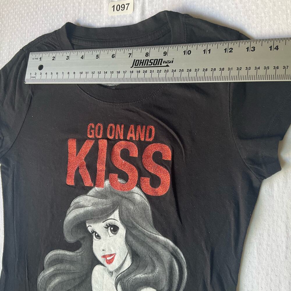 Disney Women’s Short Sleeve T-shirt size S, Black, Kiss The Girl Little Mermaid - Picture 2 of 7